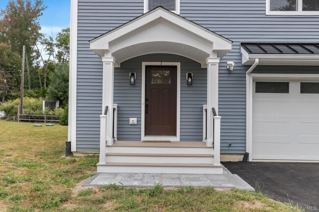 Photo - 65 Paulding Ln Unit 1