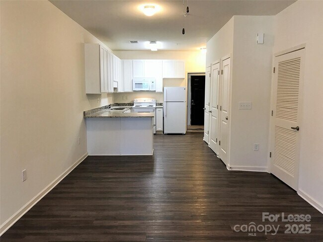 Photo - 17905 Delmas Dr Unit 103