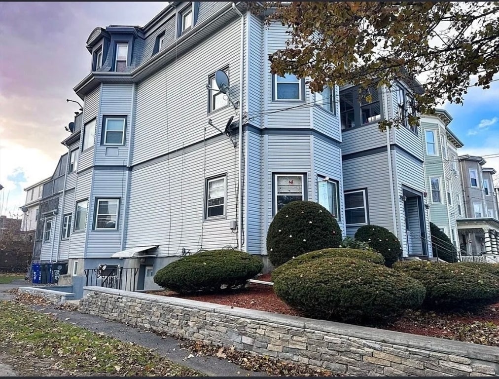 Photo - 25 Cary Ave Unidad B