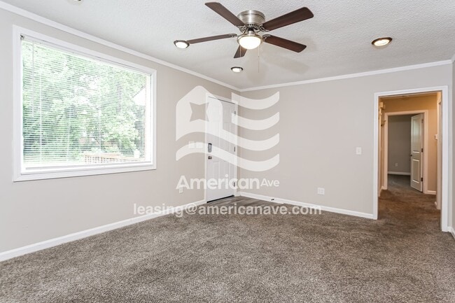 Photo - 4905 Norman St