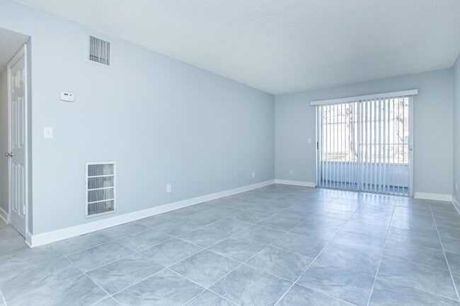 Photo - Regency Square Apartments