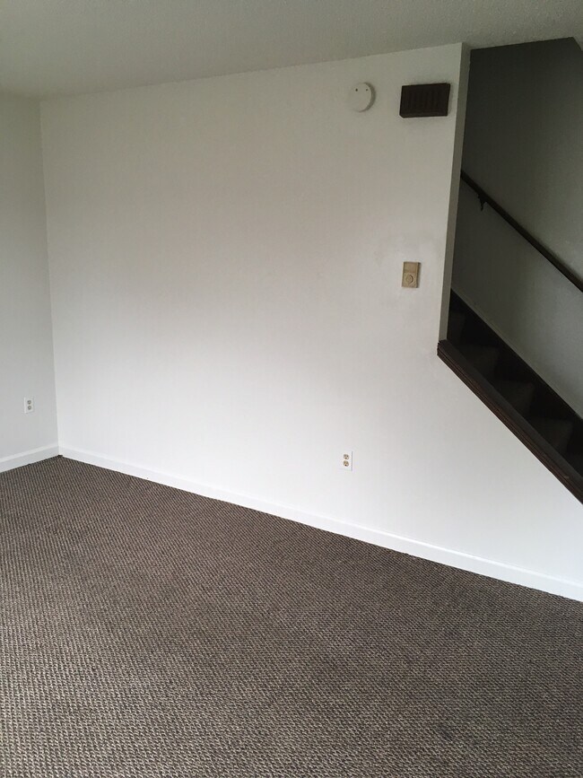 Photo - 232 Waterville St