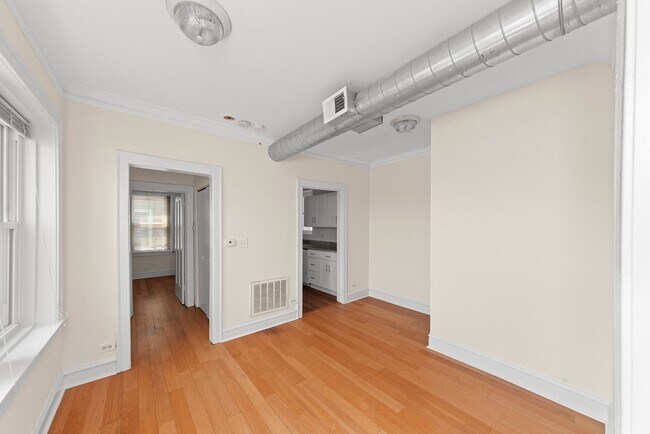 Photo - 2349 N Drake Ave Unit # 03