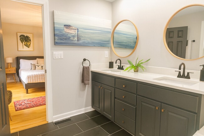 Photo - 555 Laurel Cove Rd Unit ID1293782P