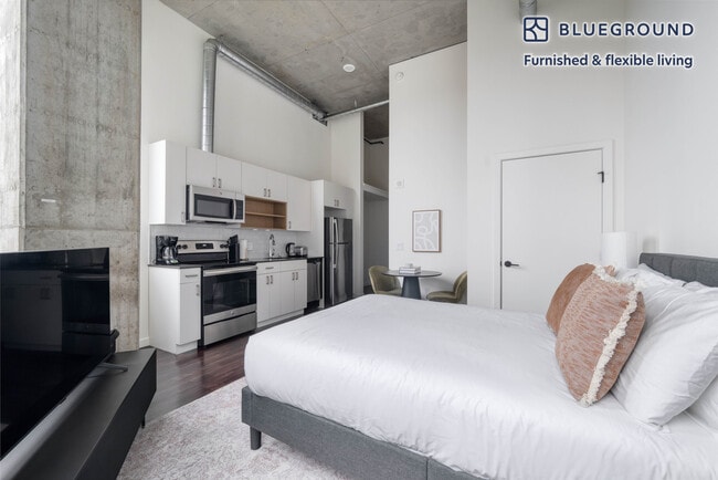 Photo - 624 Yale Ave N Unit FL2-ID710