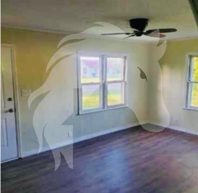 Photo - 208 E Ponca St