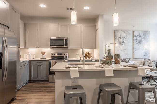 2 BR, 2 BA - 1322 SF