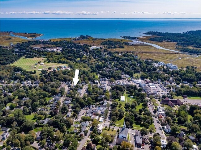 Building Photo - 18 Graves Ave