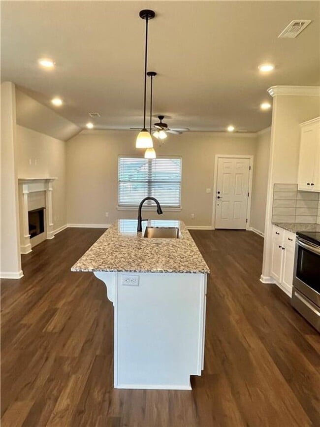 Photo - Modern 3-Bed, 2-Bath Home with Fenced Yard