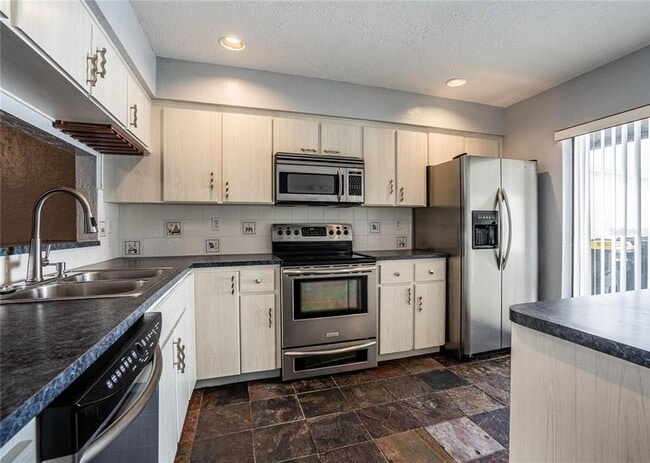 Photo - 8 Huntley Ct