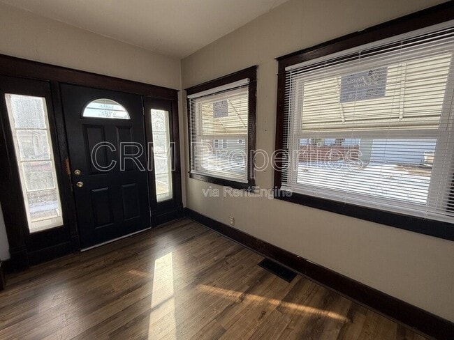 Photo - 310 N Lindsay St