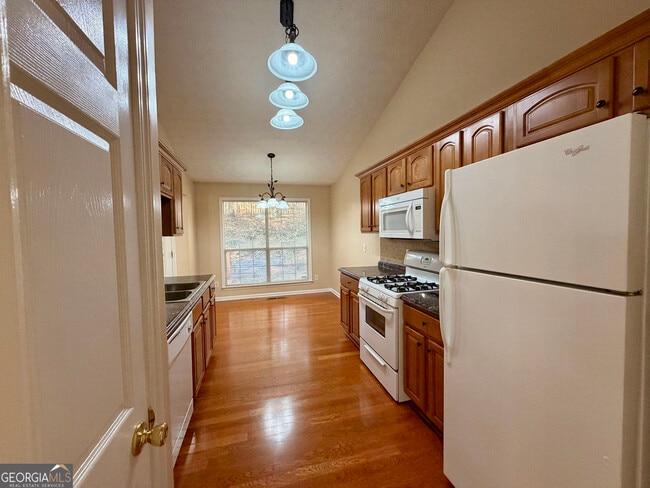 Photo - 604 Victorian Cir