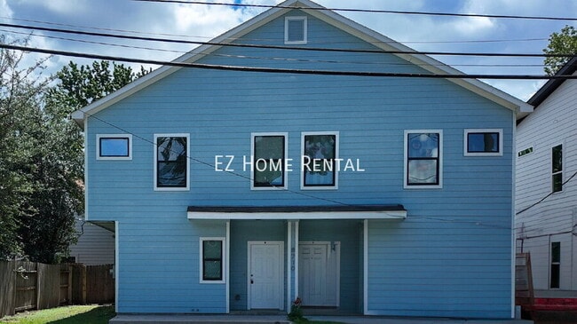Building Photo - 8710 Knox St Rental