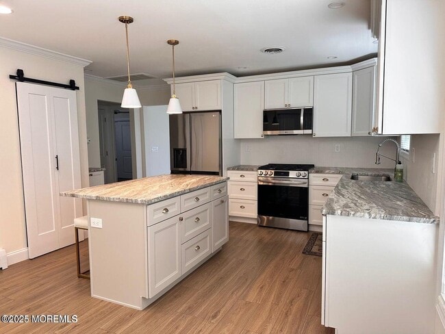 Photo - 7 Carlsbad Dr