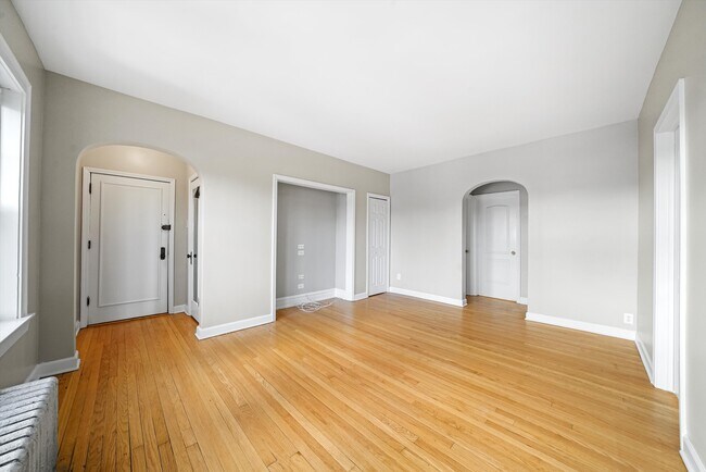 Building Photo - 316 Sherman-1E Unit 1E