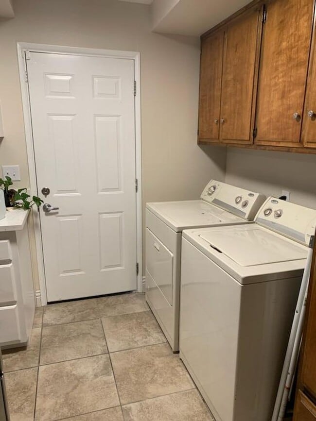 Photo - Two Bedroom Two Bathroom Duplex in Hemet!