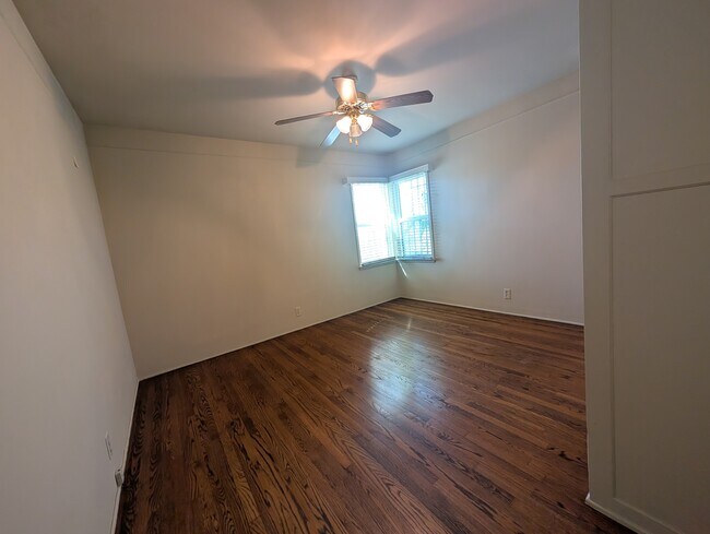 Photo - 7026 Flight Ave Unidad 7026