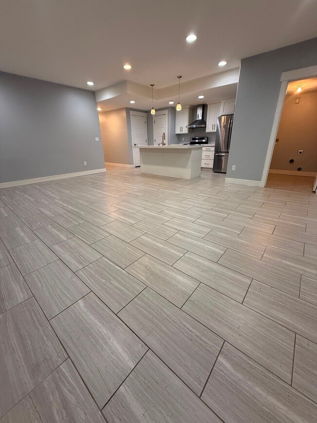 Building Photo - 19042 Lees Dream Dr