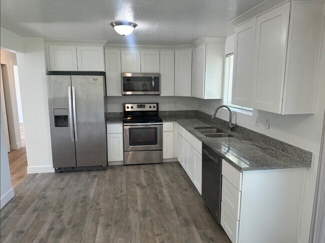 Photo - 10455 S Larkspur Cir
