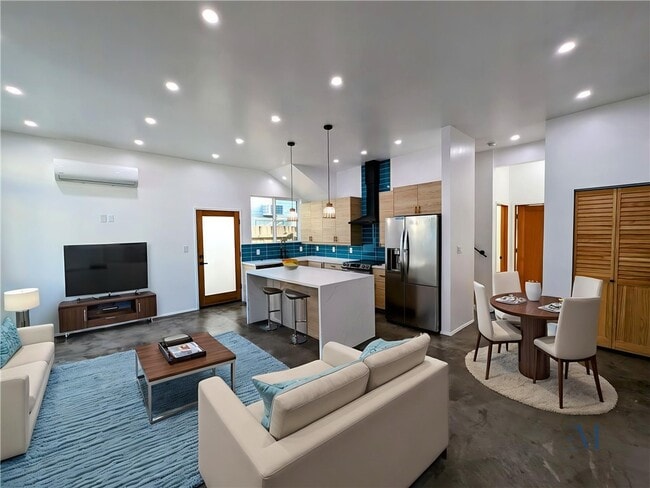 Photo - 720 San Pascual Ave