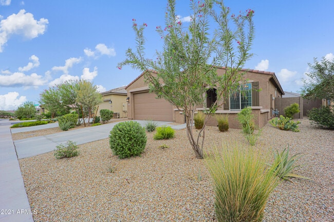 Photo - 17732 W Sandy Rd