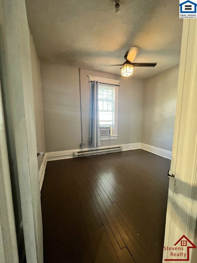 Photo - 938 Fort Wood St