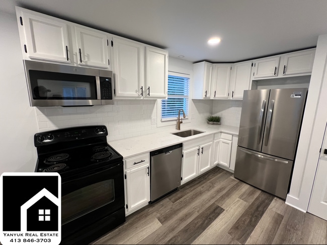 Photo - 52 Price St Unit A