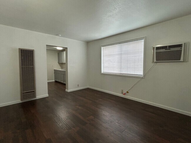 431 W 7th St Unidad 1
