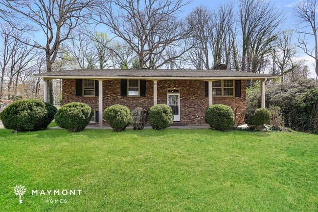 Building Photo - 310 Anchor Dr