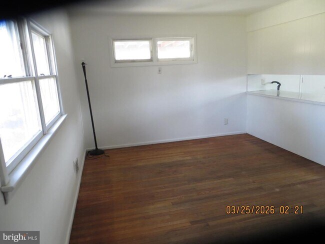 Photo - 2472 YDV-HAM SQUARE Rd