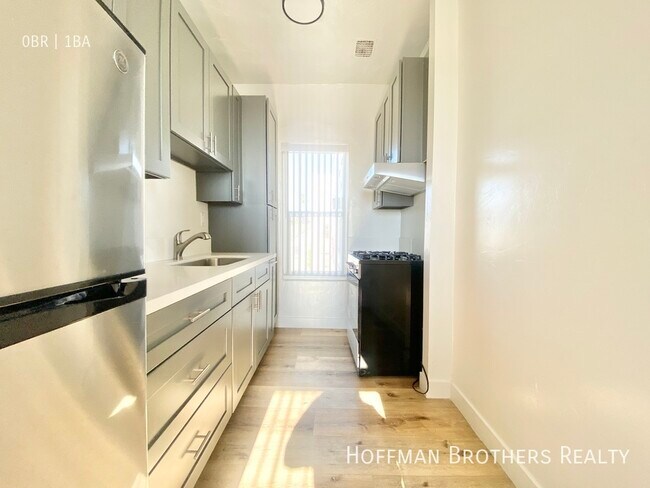 Photo - 976 S Gramercy Pl Unit 405A