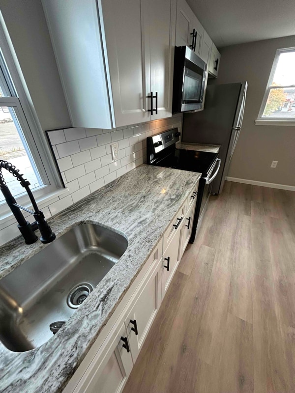 Photo - 22-24 W Lincoln Hwy