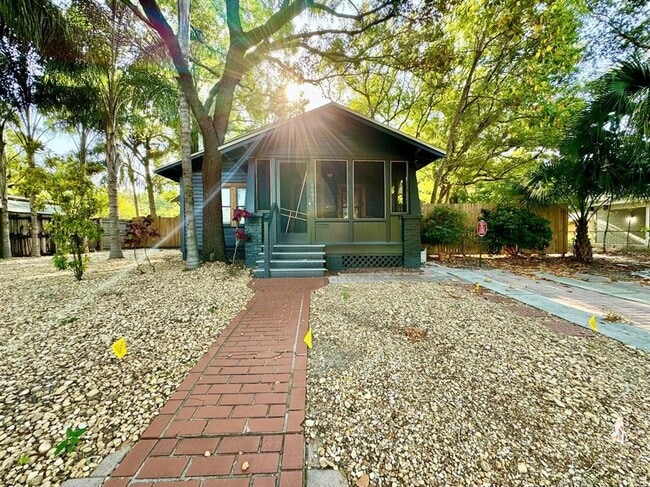 Photo - 6601 N Navin Ave House