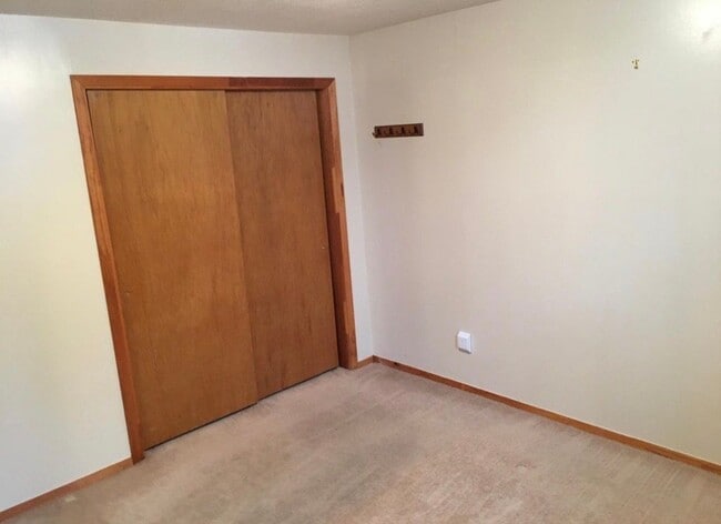 Photo - 1110 10th Ave NW