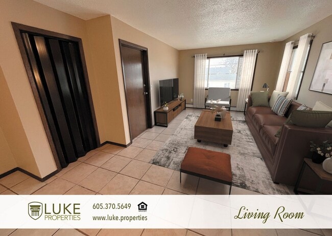 Photo - 2108 W 10th St Unit 2