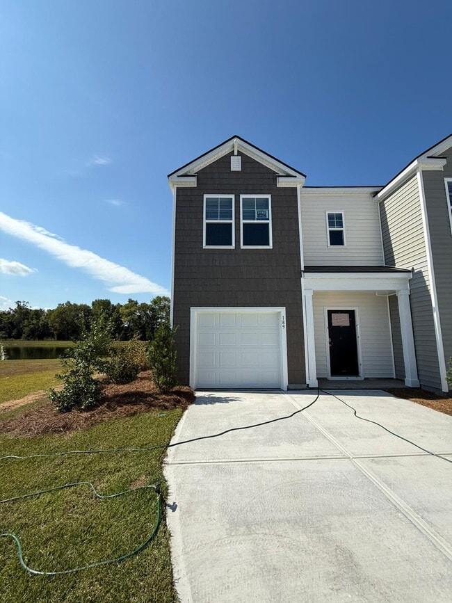 Photo - 191 Yarrow Way Townhome