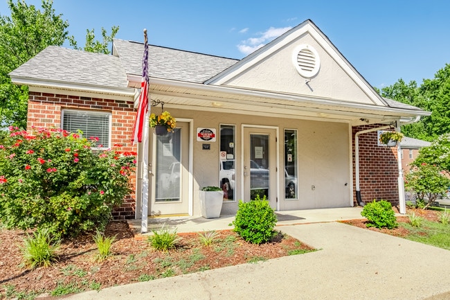 Barrett Place Apartments - Barrett Place Apartments