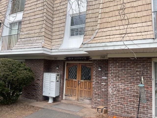 Building Photo - 1162 Middle Turnpike W Unit C1