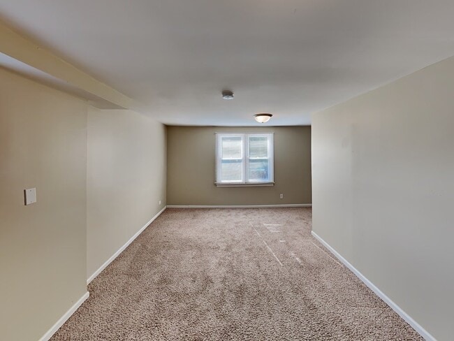 Photo - 7930 Long Ave