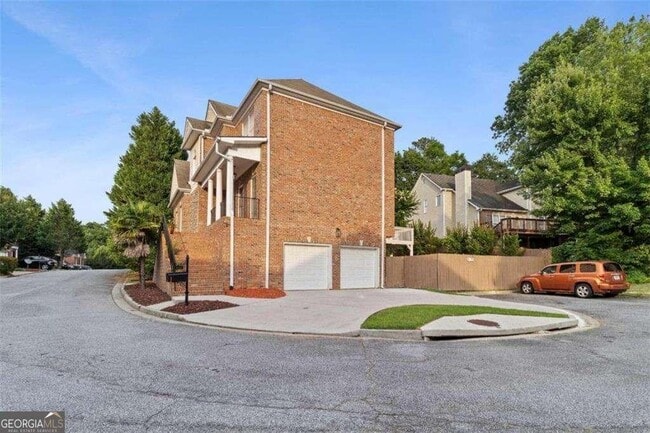 Photo - 1711 Summit Glen Ln NE