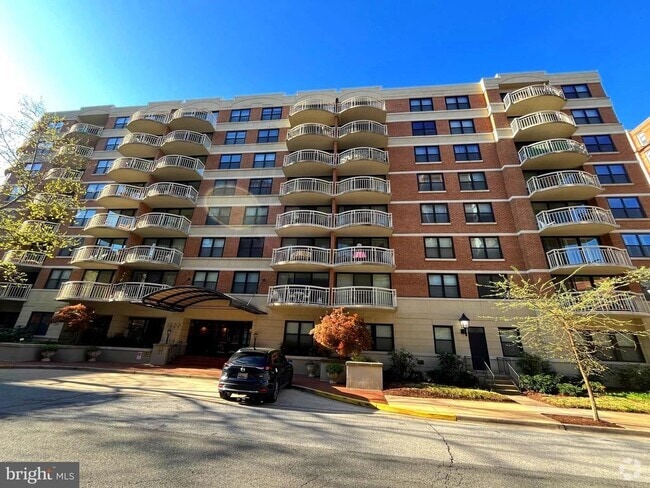 Building Photo - 1200 Braddock Pl Unit 713 Rental