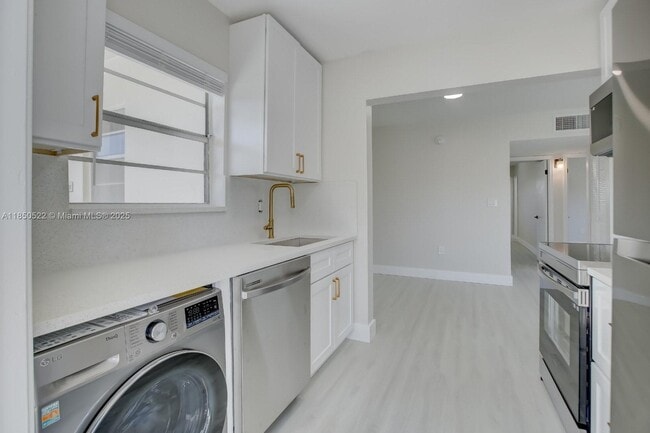 Photo - 1720 Cleveland St Unit 212w
