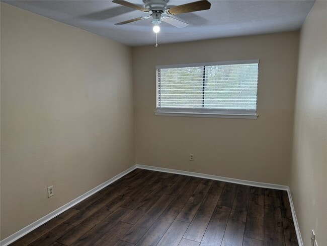 Photo - 9 Dewthread Ct