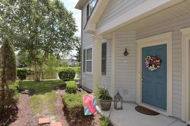 Photo - Lakefront Condo in Greenbrier