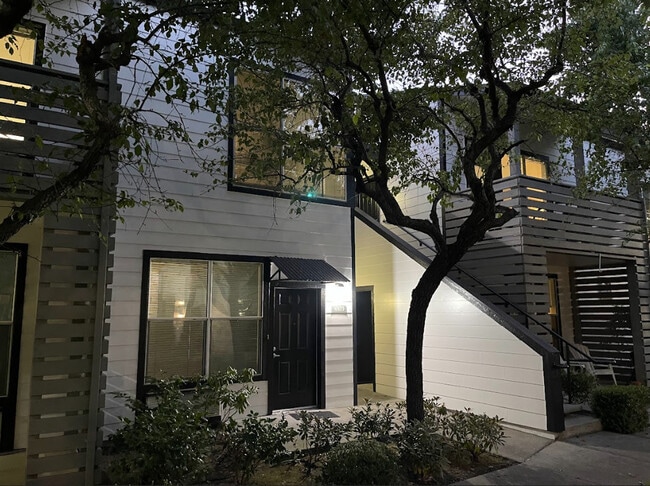 Montage Apartments