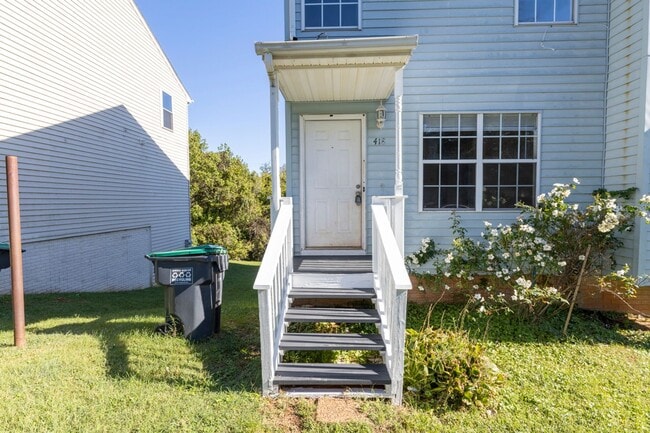 Photo - 418 Riverside Ave