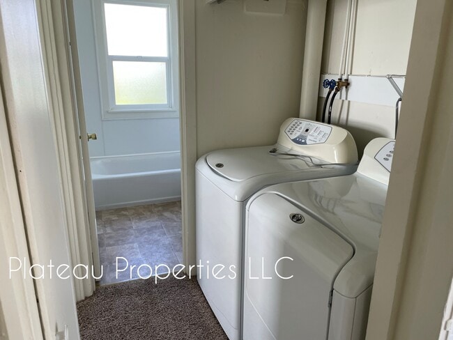 Photo - 710 Mc Cormick School Rd