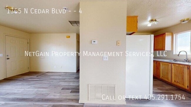 Photo - 1355 N Cedar Blvd Unit 4