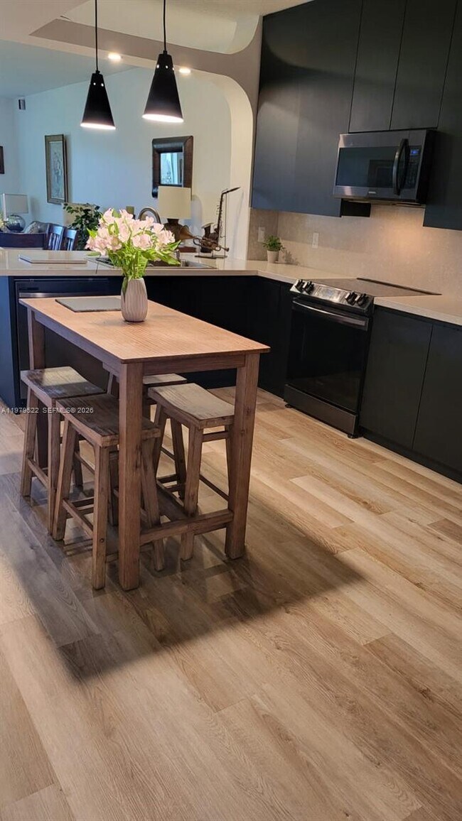 Photo - 10730 NW 66th St Unit 105