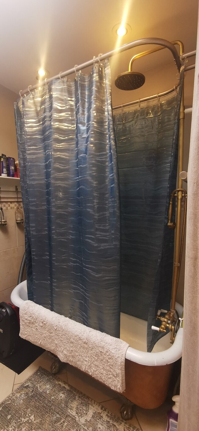 Photo - 205 Indian Grv